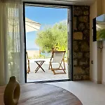 Potis Villa