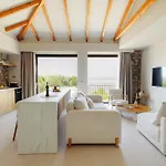 Villa Potis *