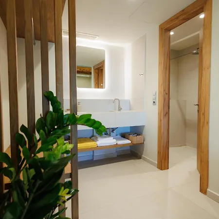 Potis * Βέργα Καλαμάτας