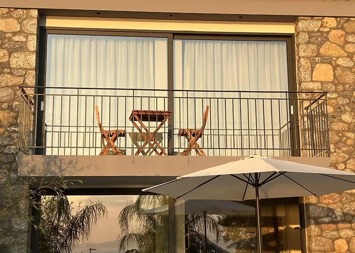 Potis Βέργα Καλαμάτας